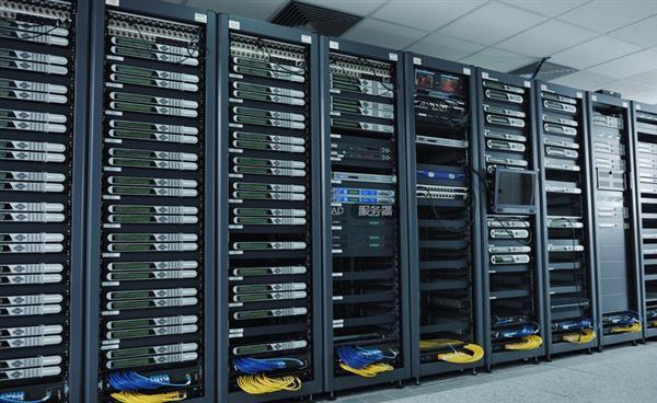 企業機房安全防線 從運維到設備制造的關鍵隱患與排查重點